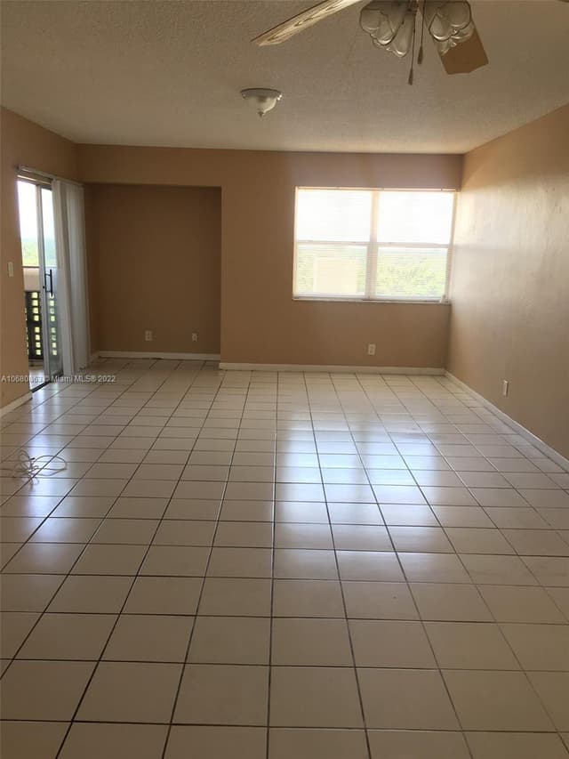 3301 Spanish Moss Ter # 906, Lauderhill FL 33319 - Lauderhill, FL - Photo 6