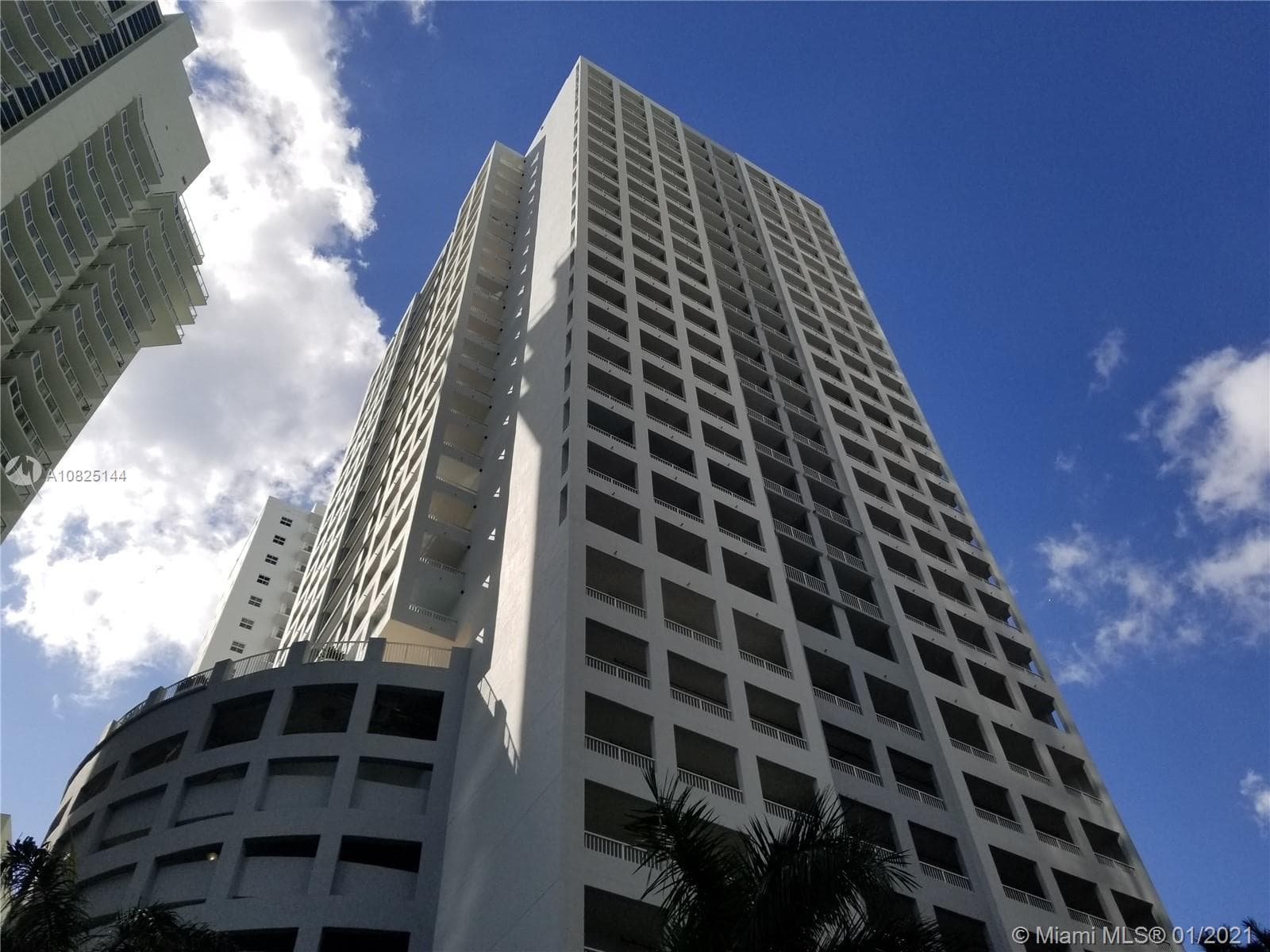 170 SE 14th St # 1507, Miami FL 33131 - Miami, FL - Photo 1