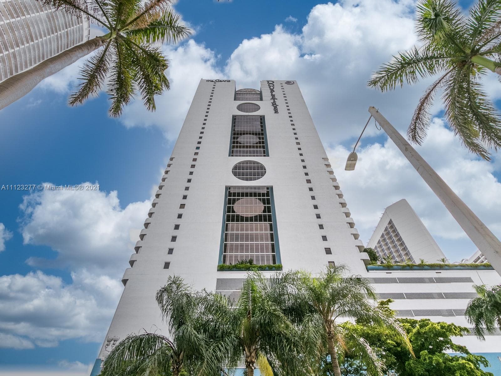 1717 N Bayshore Dr # 2350, Miami FL 33132