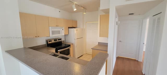 7980 N Nob Hill Rd # 101, Tamarac FL 33321 - Tamarac, FL - Photo 7