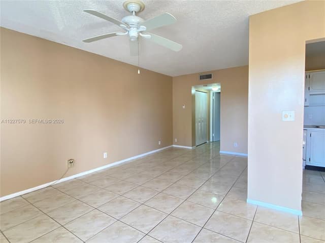 6289 Lear Dr # 306, Lake Worth FL 33462 - Lake Worth, FL - Photo 4