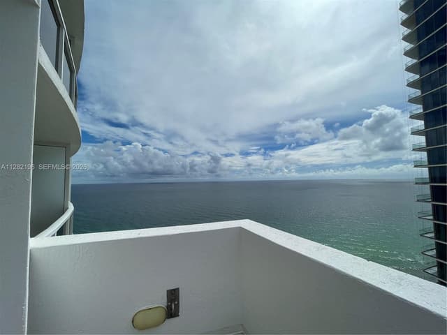 18001 Collins Ave, Sunny Isles Beach FL 33160 - Sunny Isles Beach, FL - Photo 6