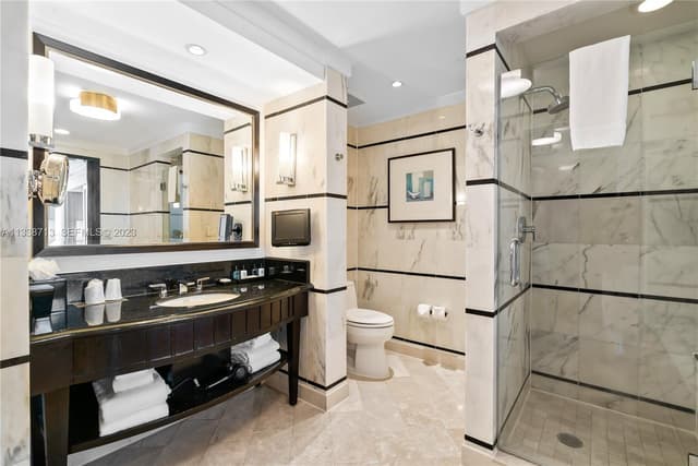 4391 Collins Ave, Miami Beach FL 33140 - Miami Beach, FL - Photo 5
