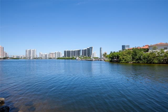 6000 Island Blvd # 104, Aventura FL 33160 - Aventura, FL - Photo 2