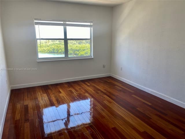 400 Kings Point Dr # 1406, Sunny Isles Beach FL 33160 - Sunny Isles Beach, FL - Photo 4