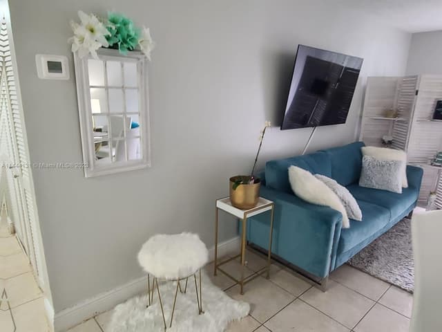 496 NW 165th St Rd # D112, Miami FL 33169 - Miami, FL - Photo 7