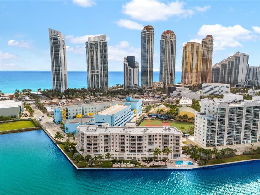 18260 N Bay Road # 304, Sunny Isles Beach FL 33160