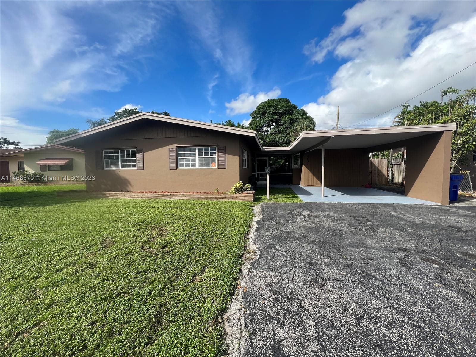 4531 NW 32nd Ct, Lauderdale Lakes FL 33319