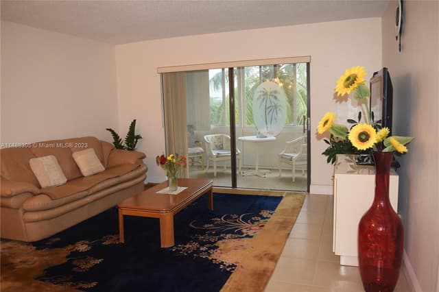 3940 NW 42nd Ave # 316, Lauderdale Lakes FL 33319 - Lauderdale Lakes, FL - Photo 2
