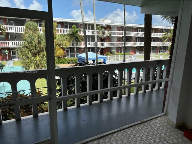 181 NE 14th Ave # 22B, Hallandale Beach FL 33009 - Hallandale Beach, FL - Photo 7