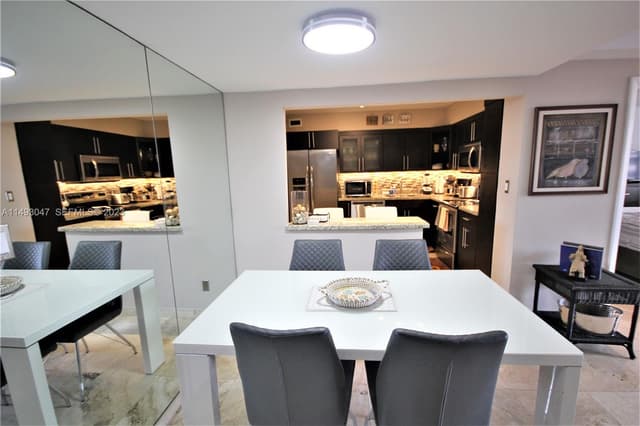 5161 Collins Ave # 1610, Miami Beach FL 33140 - Miami Beach, FL - Photo 4