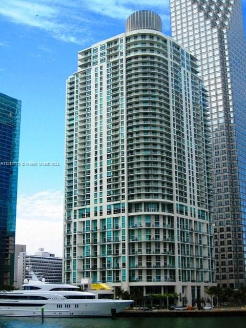 300 S Biscayne Blvd # 2709, Miami FL 33131