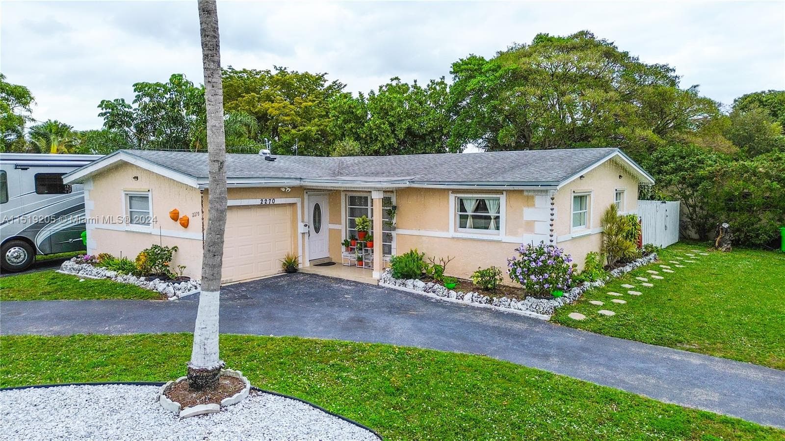 2270 NW 74th Ave, Sunrise FL 33313