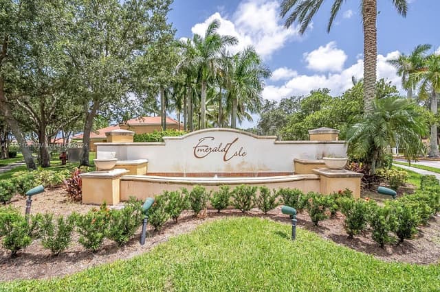 4151 San Marino Blvd # 202, West Palm Beach FL 33409 - West Palm Beach, FL - Photo 2