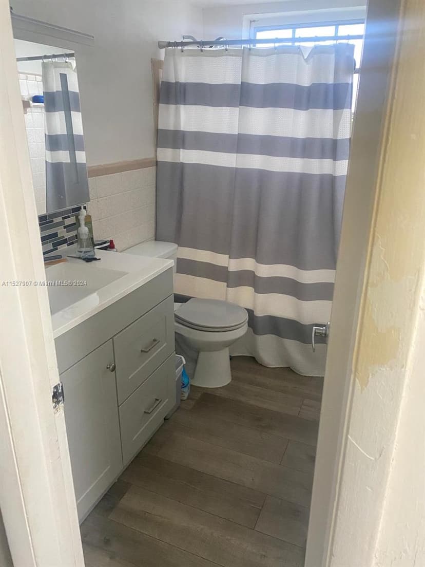 5500 SW 77th Ct # 201, Miami FL 33155