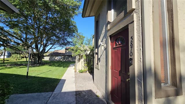5870 NW 21st St, Lauderhill FL 33313 - Lauderhill, FL - Photo 4