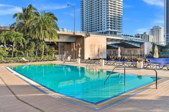 2600 E Hallandale Beach Blvd # T3107, Hallandale Beach FL 33009 - Hallandale Beach, FL - Photo 2