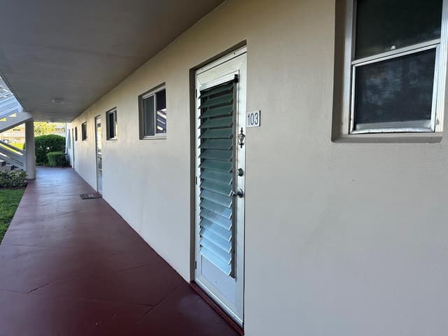2682 S Garden Drive # 103, Lake Worth FL 33461 - Lake Worth, FL - Photo 2