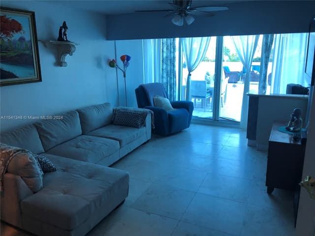 5445 Collins Ave, Miami Beach FL 33140 - Miami Beach, FL - Photo 4