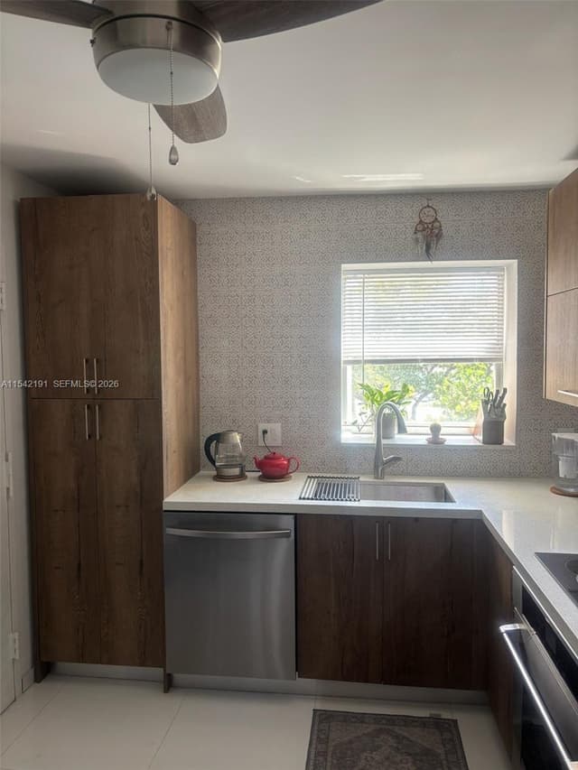 1865 S Ocean Dr # 4F, Hallandale Beach FL 33009 - Hallandale Beach, FL - Photo 4