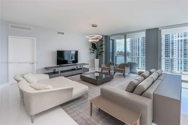 17301 Biscayne Blvd # 1201, North Miami Beach FL 33160 - North Miami Beach, FL - Photo 4