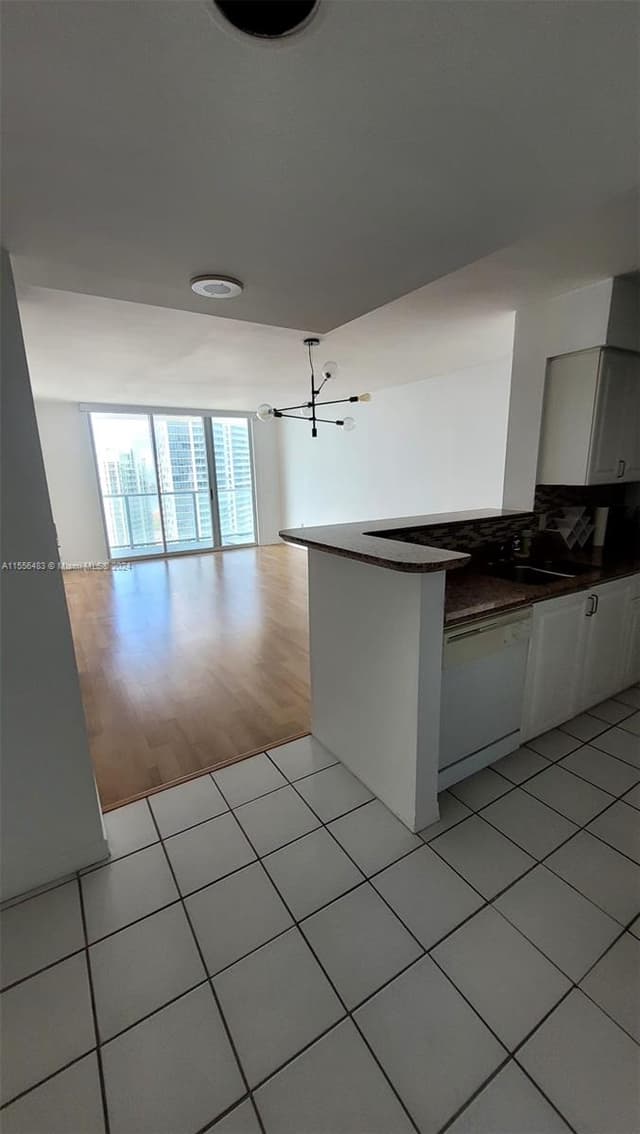 1155 Brickell Bay Dr # 2805, Miami FL 33131 - Miami, FL - Photo 3