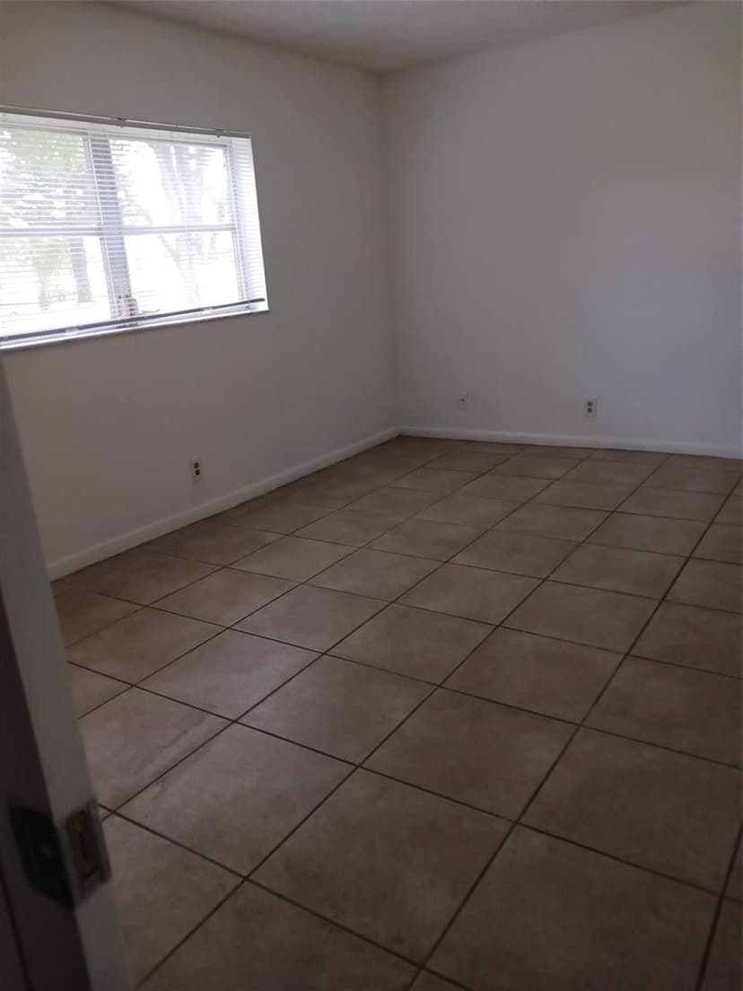 7605 W Atlantic Boulevard # 106, Margate FL 33063
