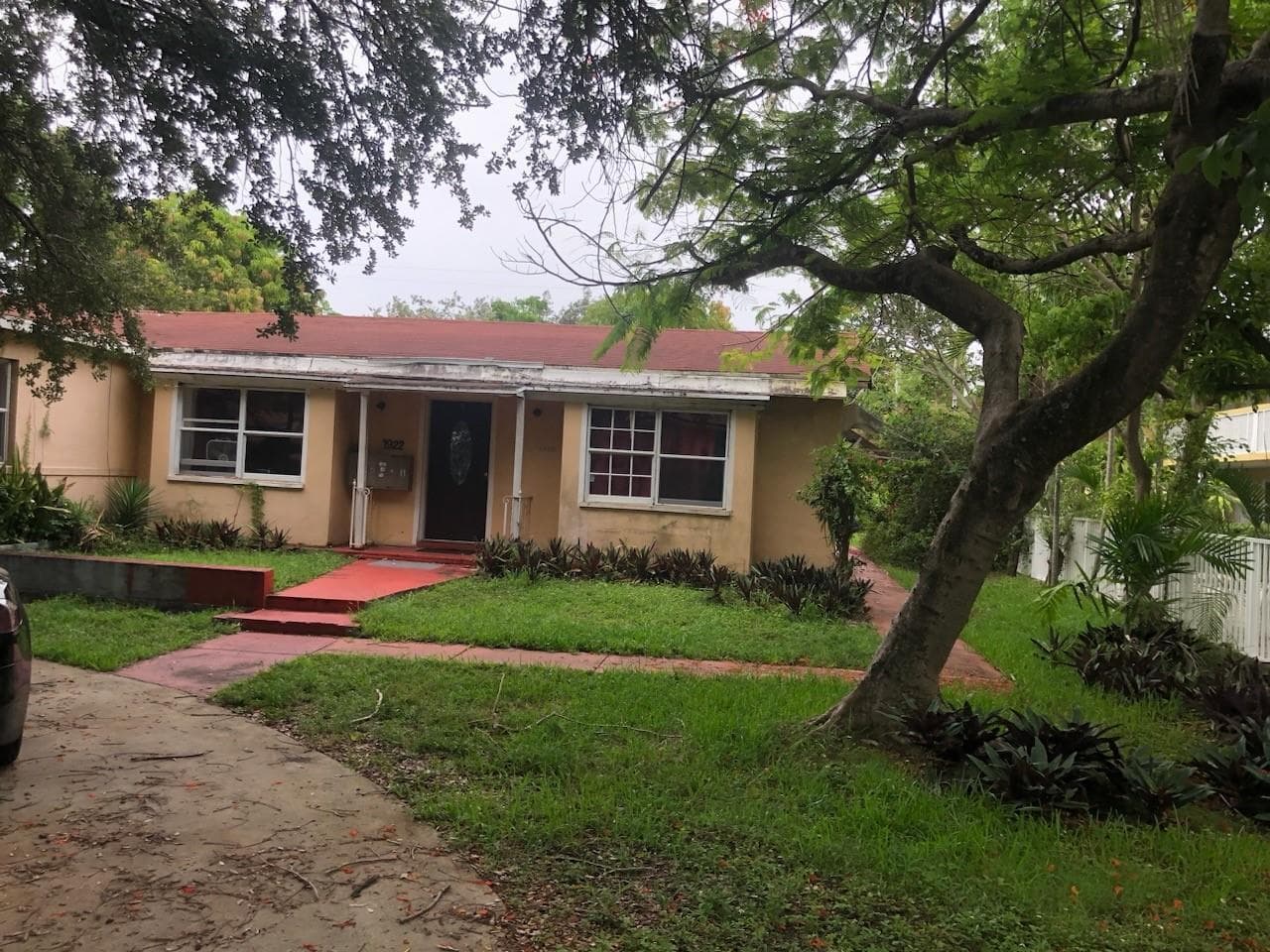 1922 Jefferson Street, Hollywood FL 33020