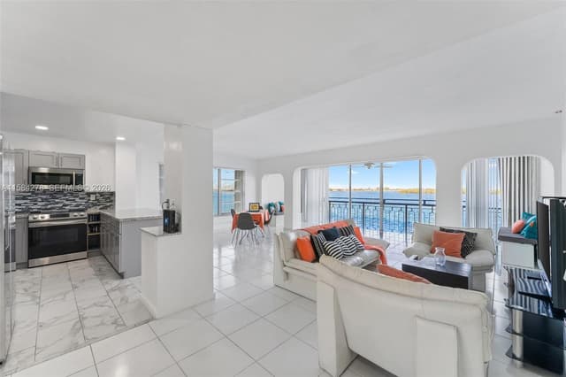 11111 Biscayne Blvd # 3A, Miami FL 33181 - Miami, FL - Photo 3