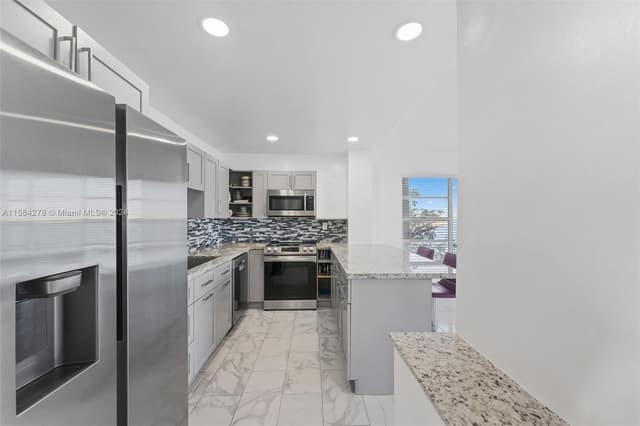 11111 Biscayne Blvd # 3A, Miami FL 33181 - Miami, FL - Photo 4