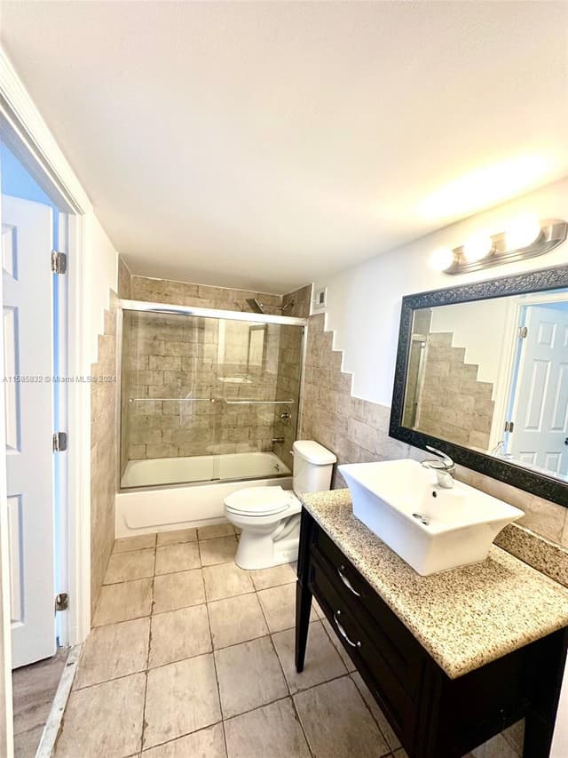 1301 NE Miami Gardens Dr, Miami FL 33179 - Miami, FL - Photo 2