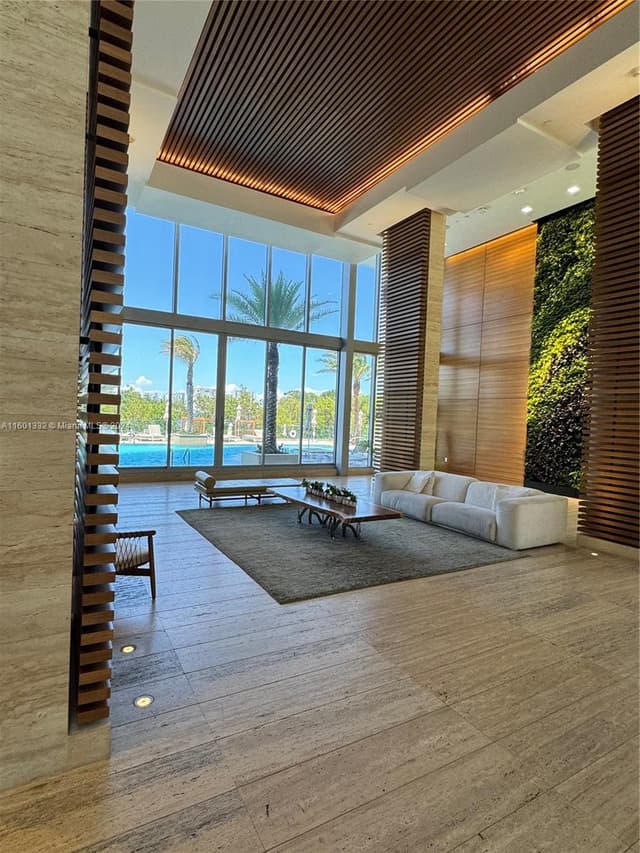 16385 Biscayne Blvd # 2421, North Miami Beach FL 33160 - North Miami Beach, FL - Photo 4