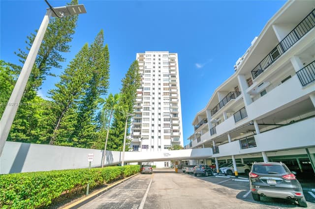 2780 NE 183rd St # 1601, Aventura FL 33160 - Aventura, FL - Photo 3