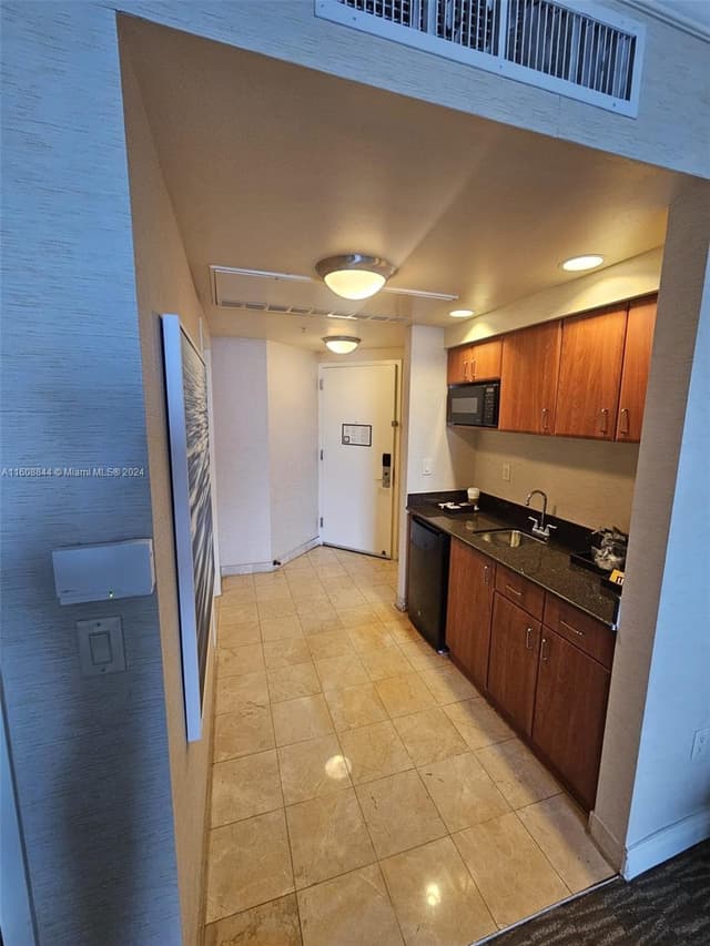 18001 Collins Ave # 2610, Sunny Isles Beach FL 33160 - Sunny Isles Beach, FL - Photo 4