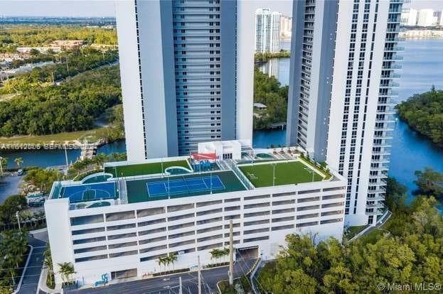 16385 Biscayne Blvd # 1418, North Miami Beach FL 33160 - North Miami Beach, FL - Photo 3
