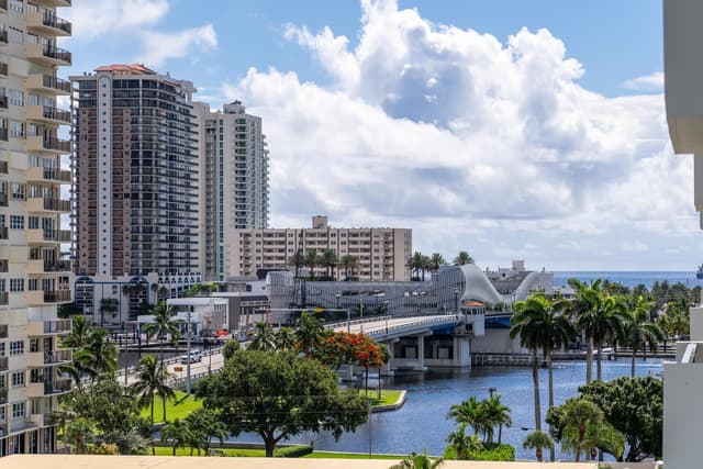 340 Sunset Drive # 806, Fort Lauderdale FL 33301 - Fort Lauderdale, FL - Photo 2