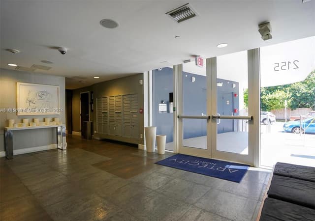 2155 Washington Ct # 206, Miami Beach FL 33139 - Miami Beach, FL - Photo 5