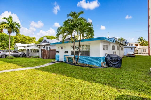 1711 Buchanan St, Hollywood FL 33020 - Hollywood, FL - Photo 2