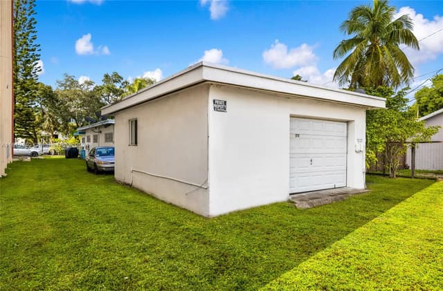 1711 Buchanan St, Hollywood FL 33020 - Hollywood, FL - Photo 6