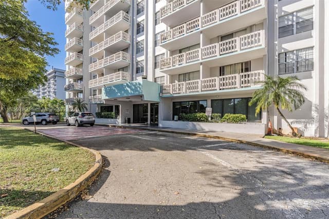 15600 NW 7th Ave # 306, Miami FL 33169 - Miami, FL - Photo 3