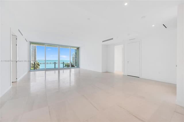 300 Biscayne Blvd Way # 703, Miami FL 33131 - Miami, FL - Photo 3