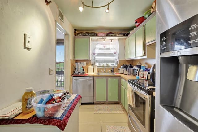 4700 W Lucerne Lakes Boulevard W # 507, Lake Worth FL 33467 - Lake Worth, FL - Photo 5