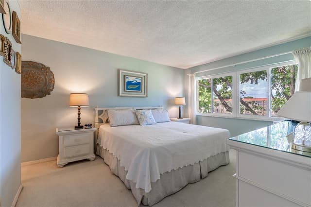 671 S Hollybrook Drive # 306, Pembroke Pines FL 33025 - Pembroke Pines, FL - Photo 5