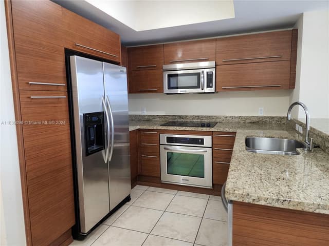 2641 N Flamingo Rd # 2007N, Sunrise FL 33323 - Sunrise, FL - Photo 4