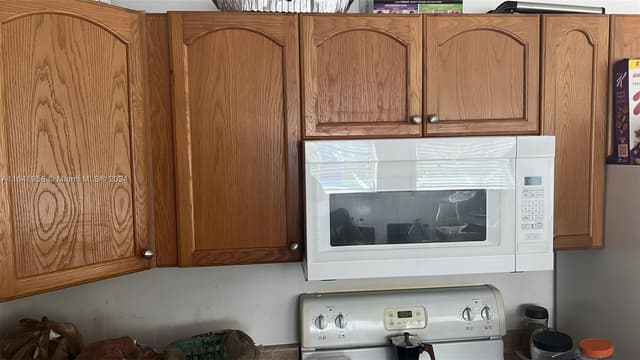 7304 SW 82nd St # A210, Miami FL 33143 - Miami, FL - Photo 6