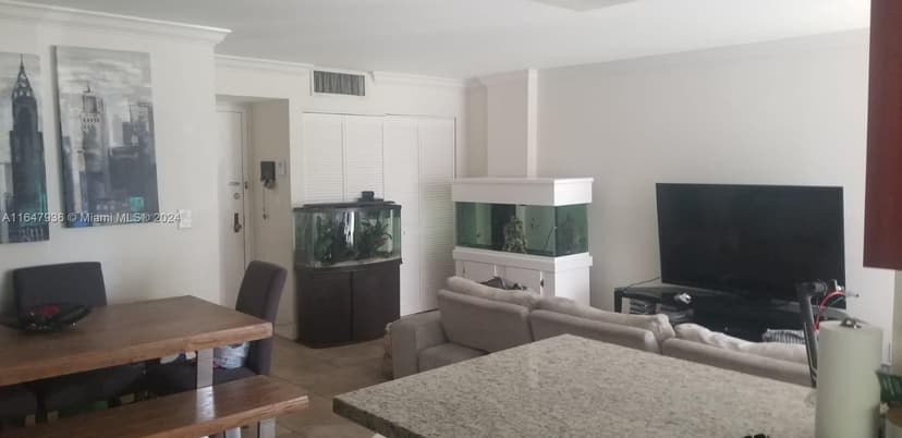 17021 N Bay Rd # 127, Sunny Isles Beach FL 33160