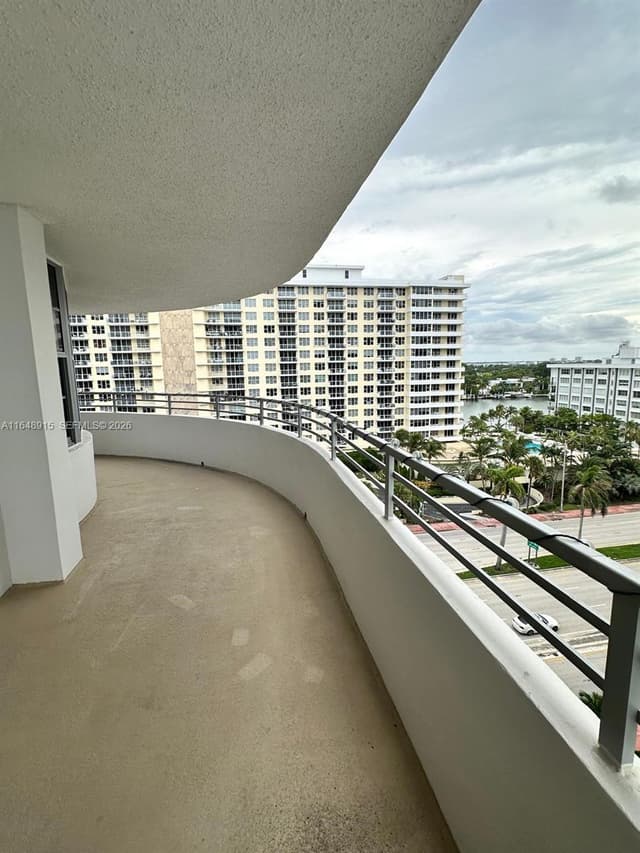 5555 Collins Ave # 10B, Miami Beach FL 33140 - Miami Beach, FL - Photo 3