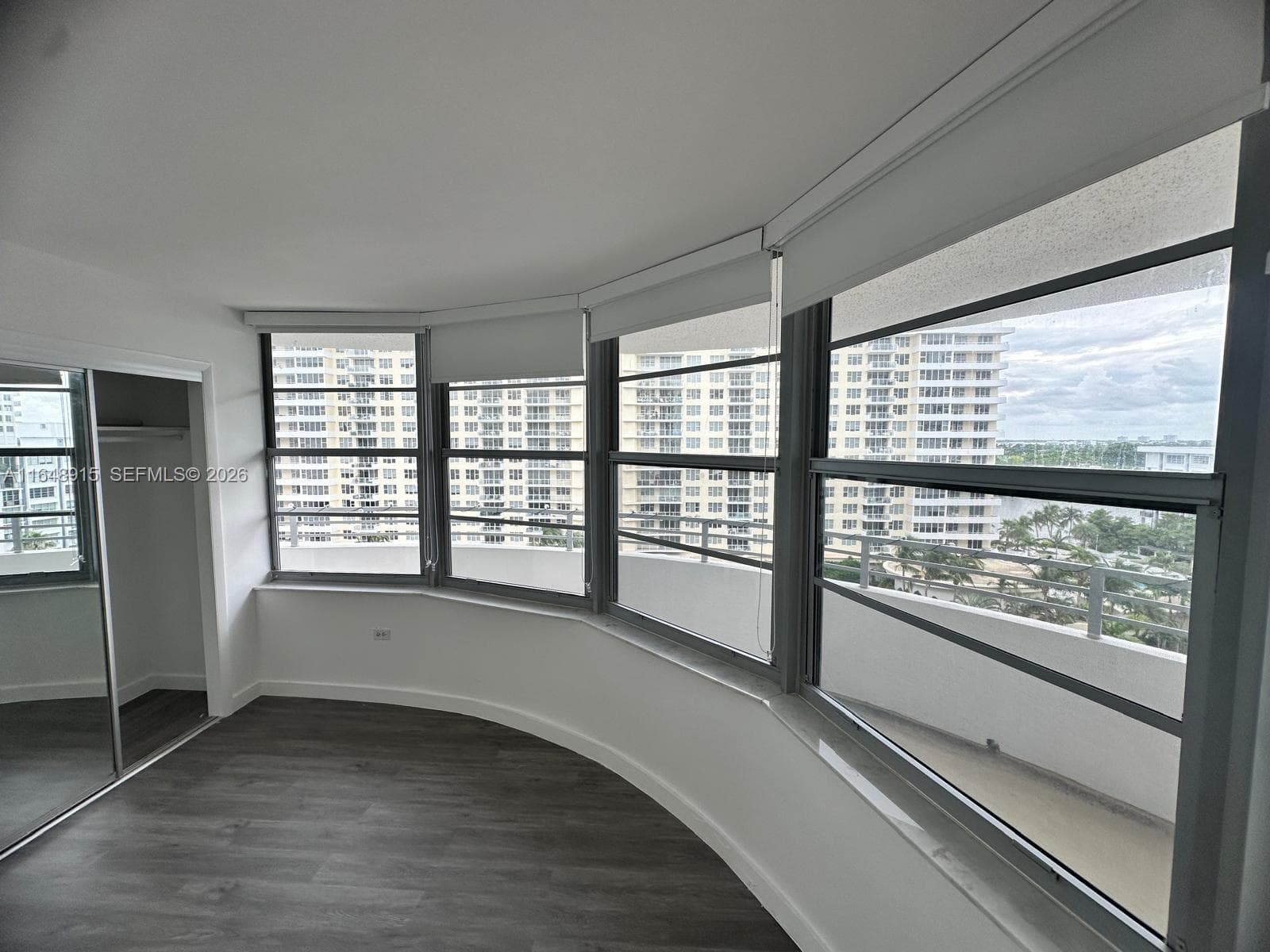 5555 Collins Ave # 10B, Miami Beach FL 33140