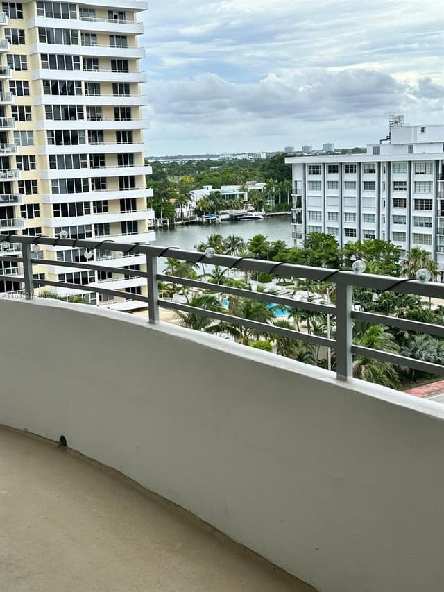 5555 Collins Ave # 10B, Miami Beach FL 33140 - Miami Beach, FL - Photo 5