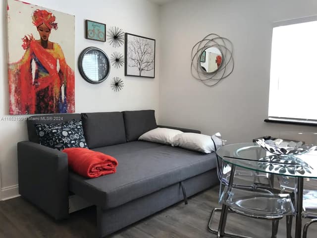 2615 Collins Ave # 24, Miami Beach FL 33140 - Miami Beach, FL - Photo 3